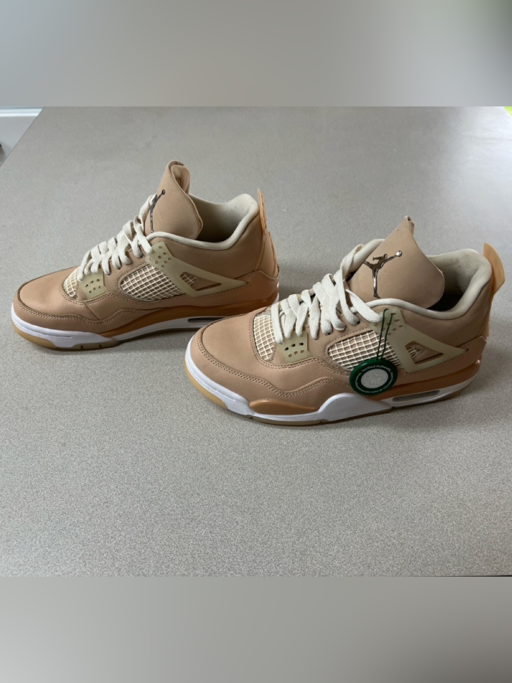 Jordan 4 Retro Shimmer - Picture 2 of 5